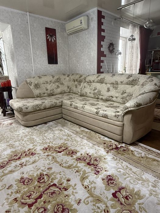 Продам угловой диван