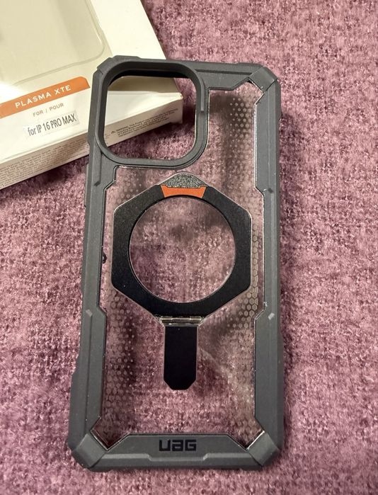 Carcasa Husa UAG iphone 16 pro max noua new