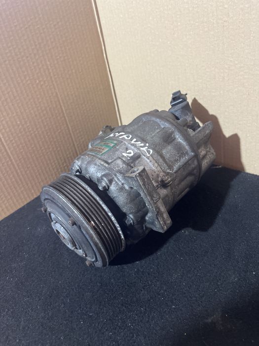 Compresor AC / climă Skoda Octavia 2 1.9 cod 1K0 820 803 Q