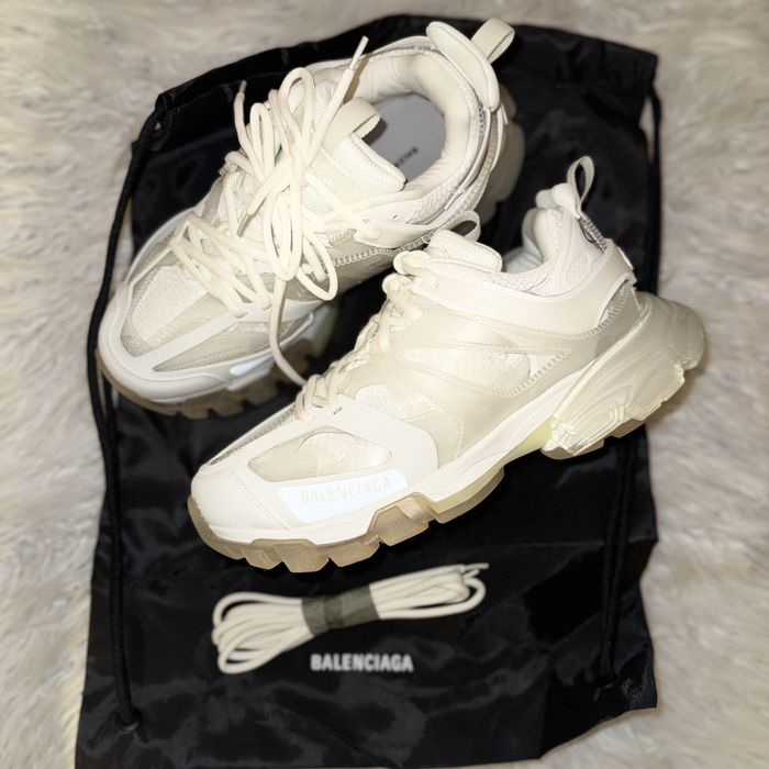 Balenciaga track nonmarking