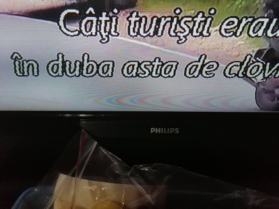 Vând televizor Philips 82cm