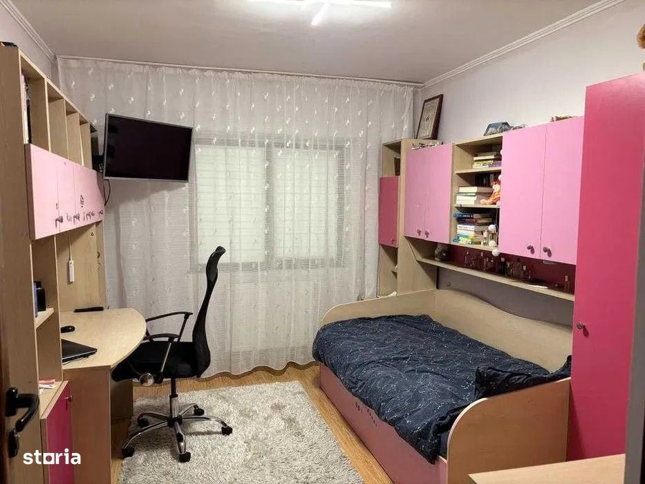 Apartament 4 camere Pacurari