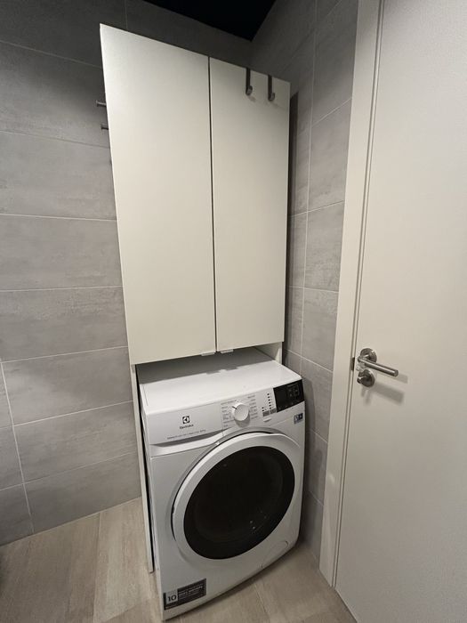 Dulap mașină de spălat IKEA NYSJÖN – alb bej, stare foarte bună