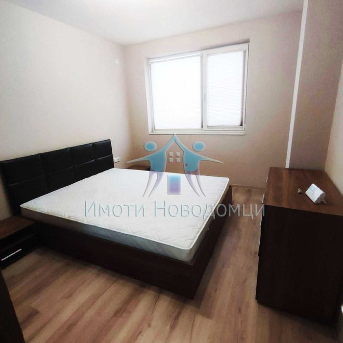 Продава се Тристаен апартамент в Шумен, Пазара - 90 кв.м за 867 €/кв.м - Снимка #2