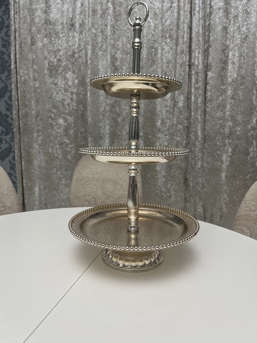 Продам этажерку