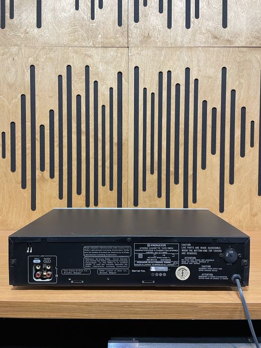 Deck pioneer cr 550 servisat