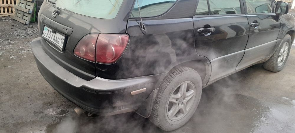 Продам лексус рх 300