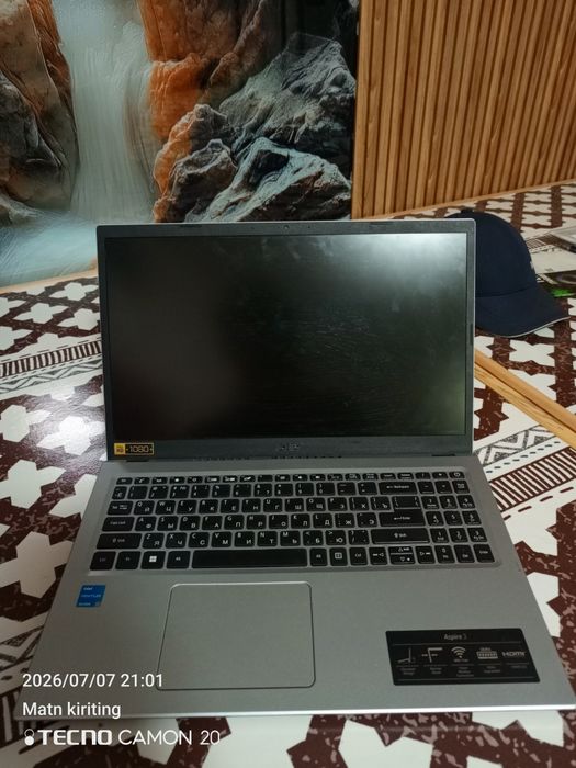 Laptop Acer Aspire 13 DDR4 HD 1080 1 terabayt