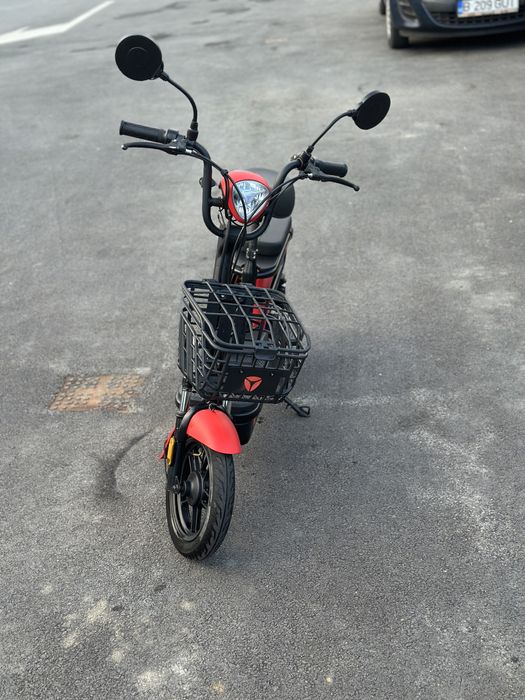 Scuter Z-Tech 2 Rocket