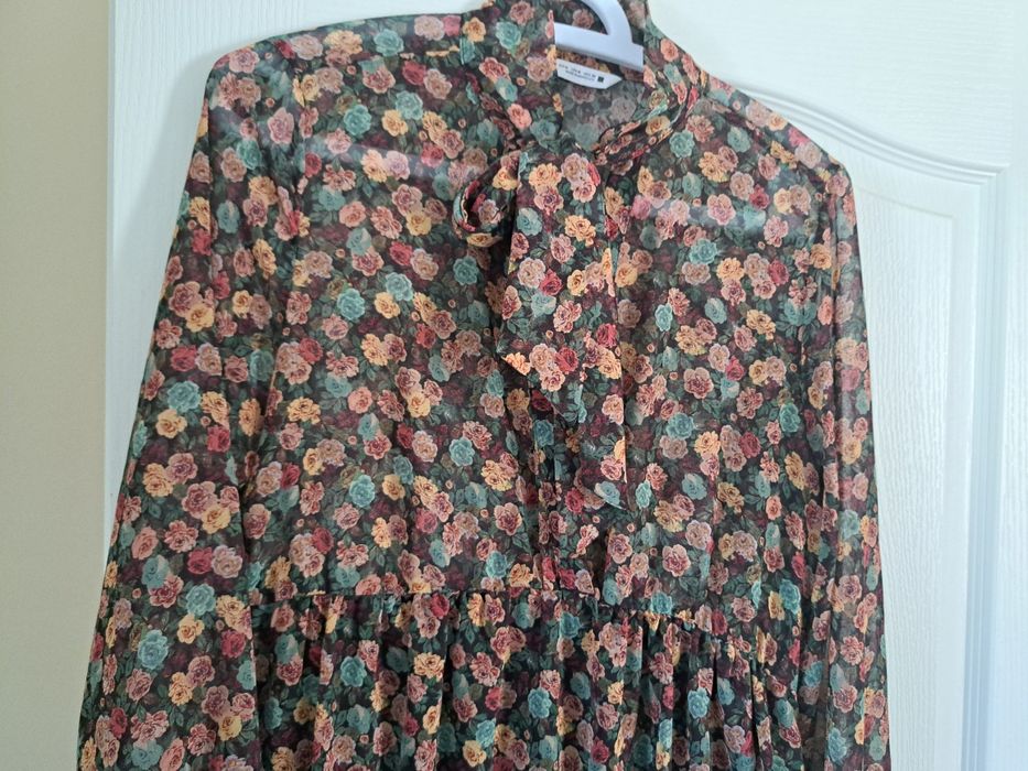 Рокля Zara размер М