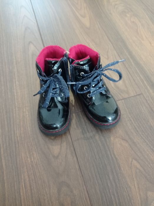 Детски боти 23 номер