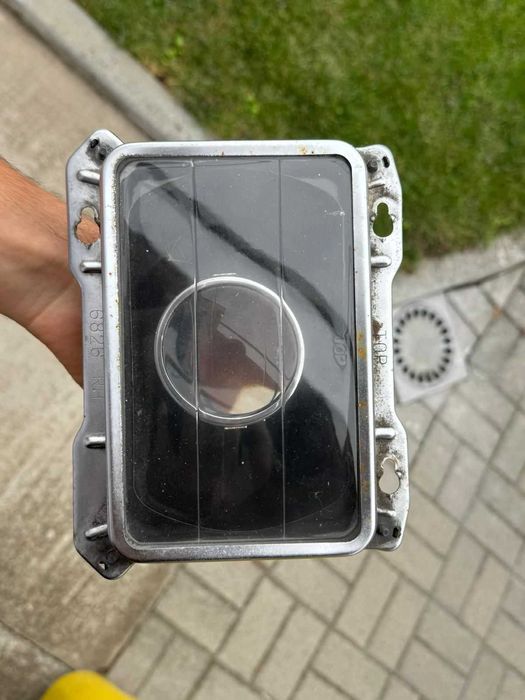 Kit xenon H4 bi-xenon complet cu lupe, balasturi și cablaj – universal