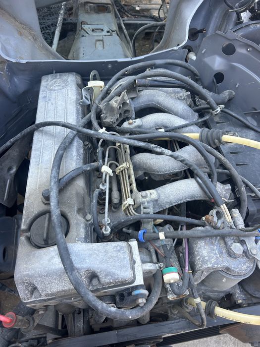 Двигател с кутия