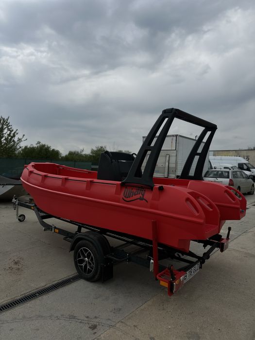 Barca Whaly 435R Polietilena Buftea • OLX.ro