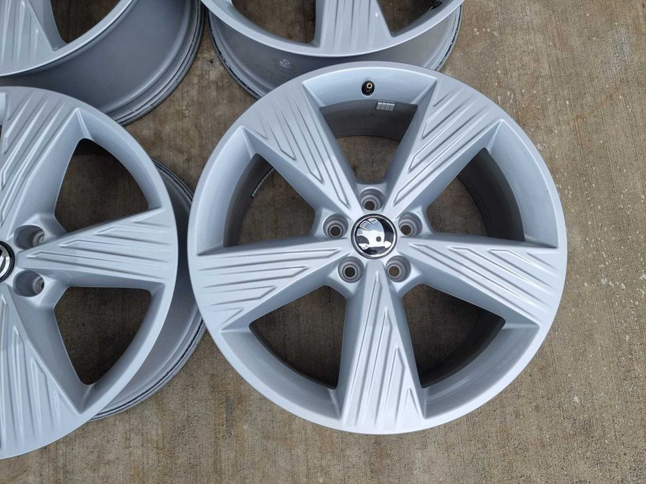 Jante R19 5x112 SKODA Enyaq,Kodiaq,VW Tiguan,ID,Audi Q4,Q3,A4,ETron