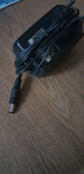 Адаптер 220в-12в