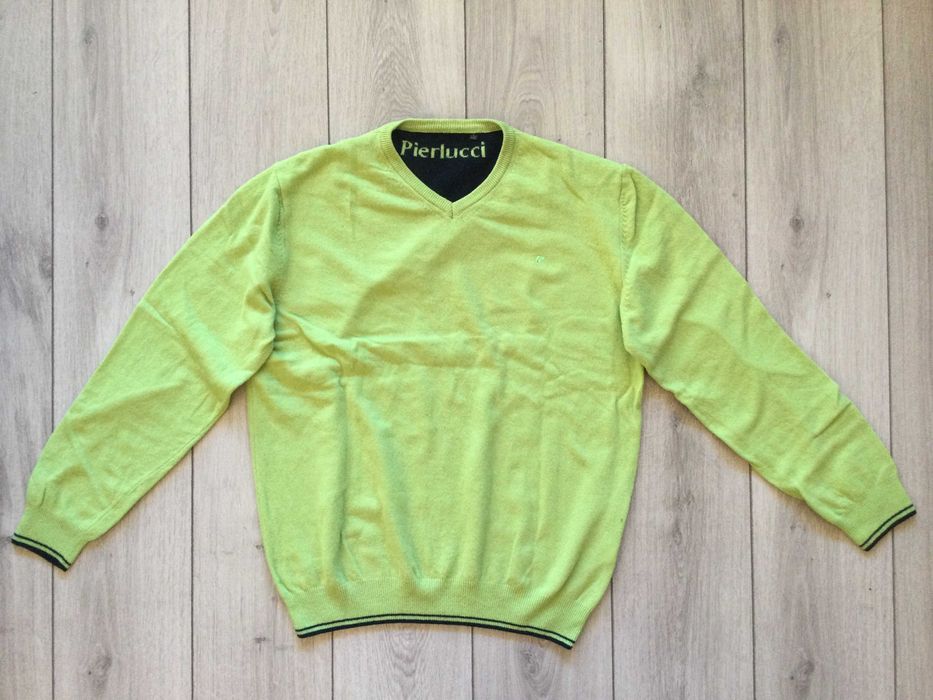 оригинален зелен вълнен пуловер PIERLUCCI размер L от Италия