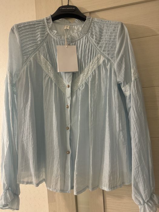 Продам женскую блузку