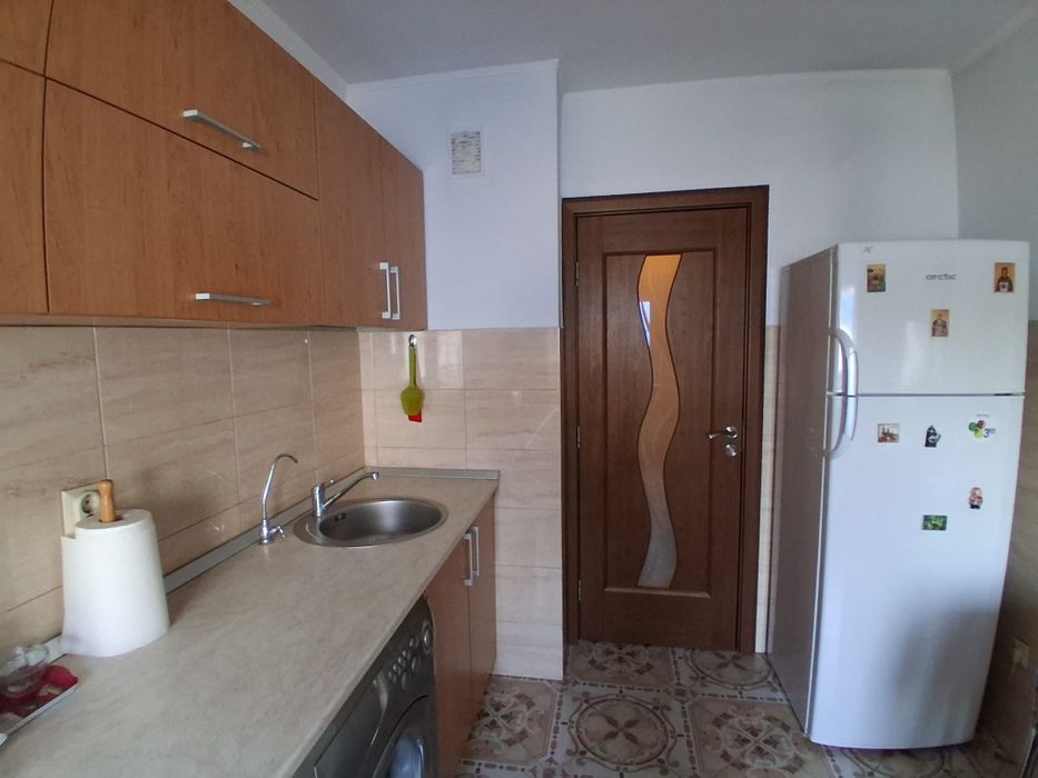 Apartament  decomandat,2 camere,  zona foarte bună in Craiova