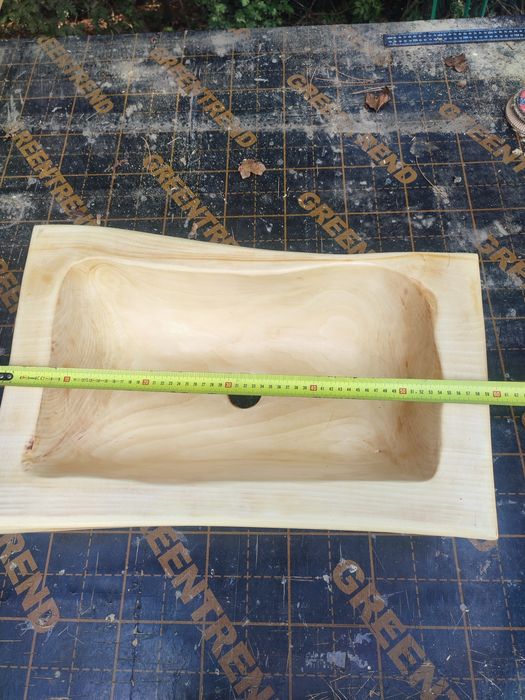 Мивки от естествено дърво