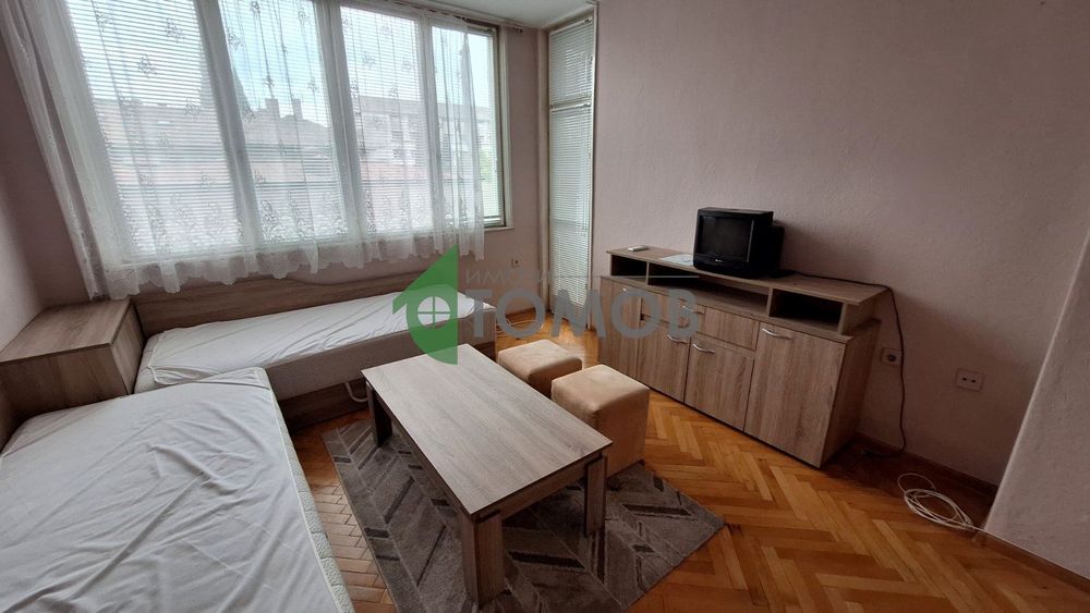 Дава се под наем Двустаен апартамент в Стара Загора, Център - 42 кв.м за 204 € - Снимка #4