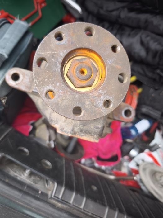 Диференциал 2.93 перфектно състояние.