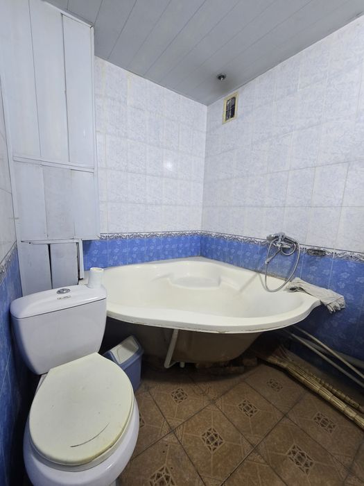 Zudlik bilan frunze massifda 1 xonali kvartira ijaraga beriladi