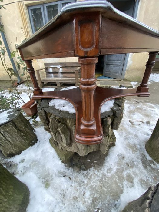 Vînd masă lemn masiv