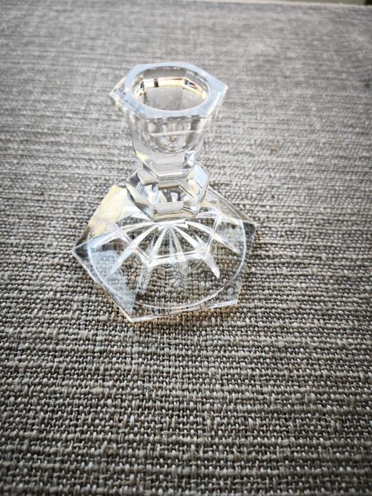 Sfesnic lumanari, din sticla.