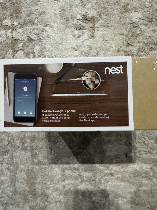 Detector de fum si monoxid de carbon Google Nest