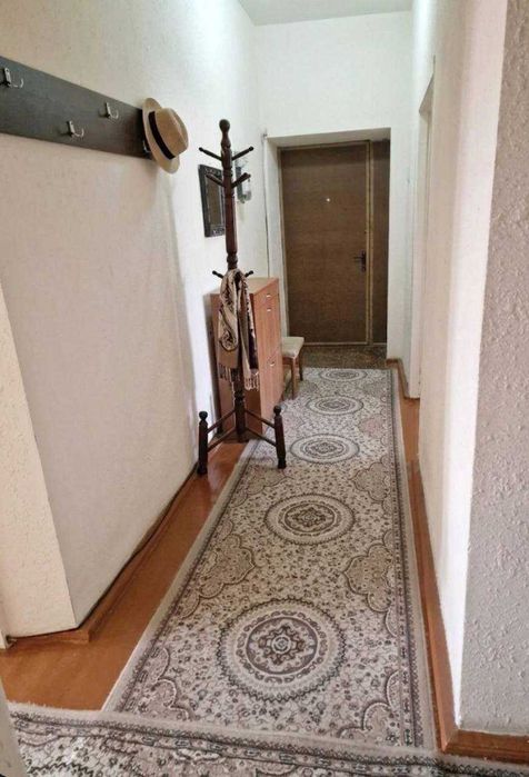 ул Бобура  2/3/5  (ТЦ NEXT)   с видом на  SEUL MOON