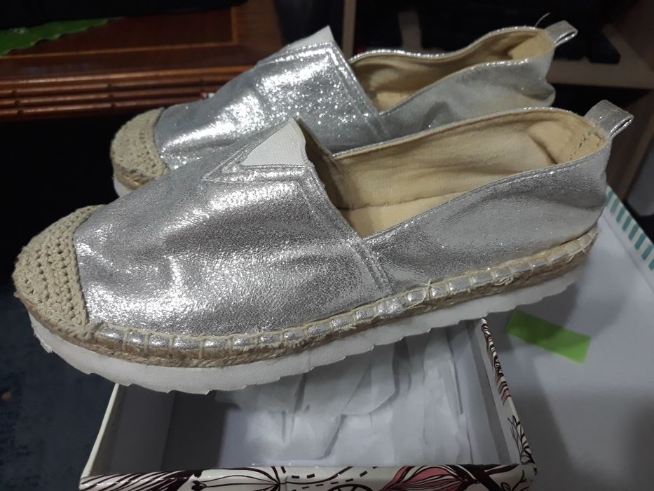 Дамски еспадрилки