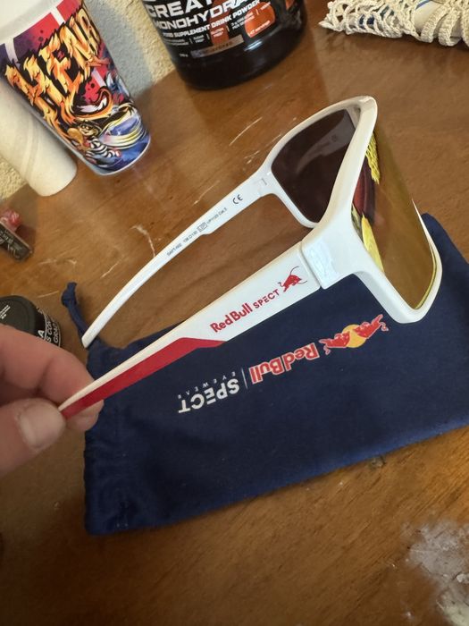 Ochelari de Soare Redbull specs