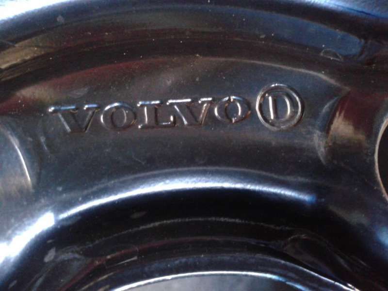 16'' и 17'' оригинални патерици за volvo.
