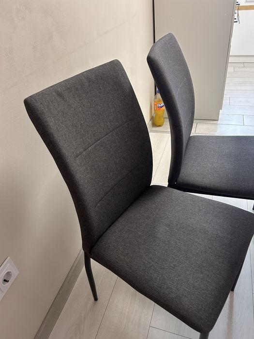 Трапезарни столове