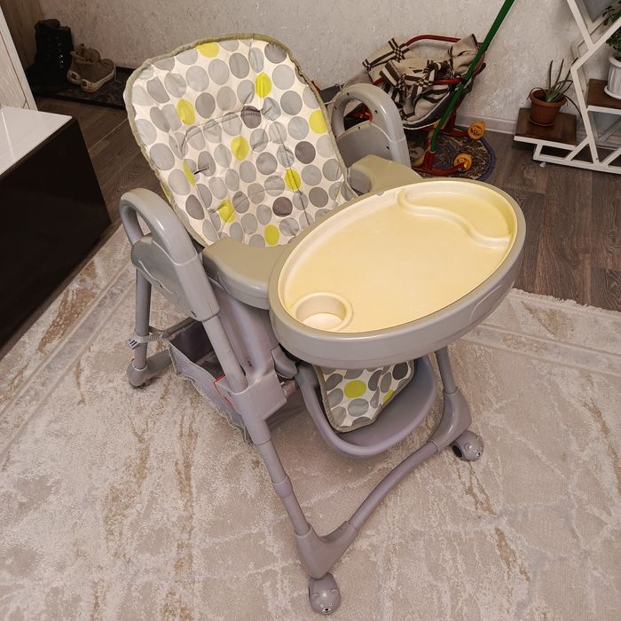 Продам стульчик для кормления