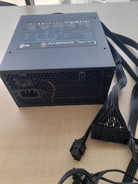 Sursa PC Aerocool LUX 650W - 80 Plus Bronze - ACP-650LXD  100 lei