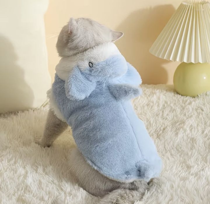 Продам костюмы для кошек/собак