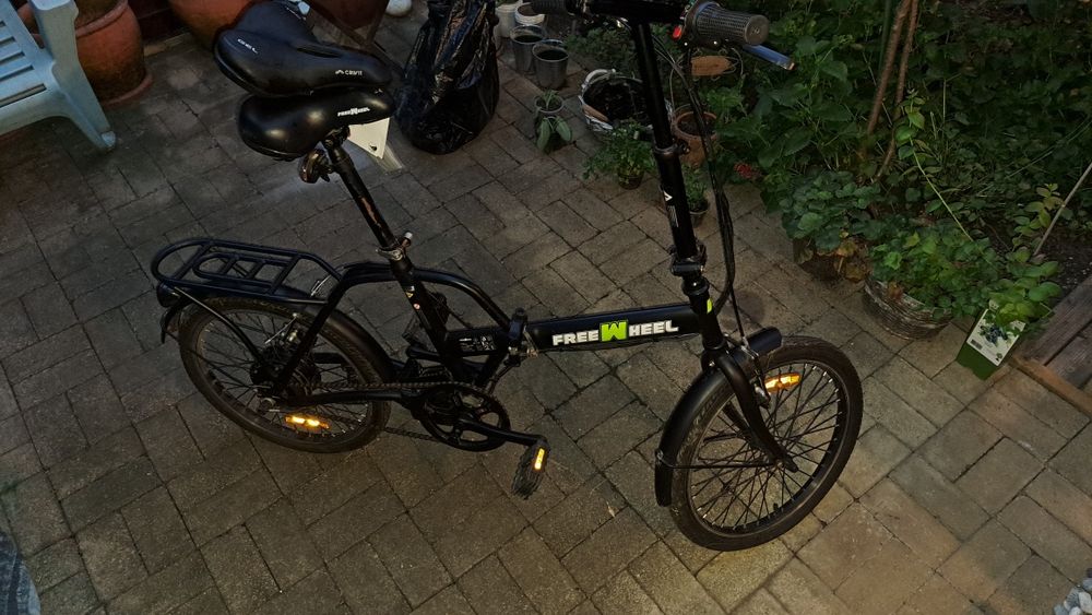 Bicicleta asistata  electric