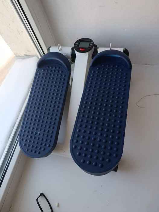 Продам степпер с эспандерами