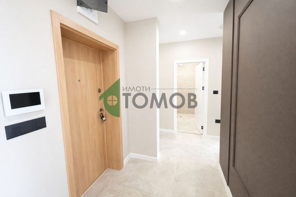 Дизайнерски тристаен апартамент в кв. Аязмото