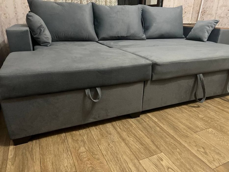 Диван новый,в хорошем состоянии