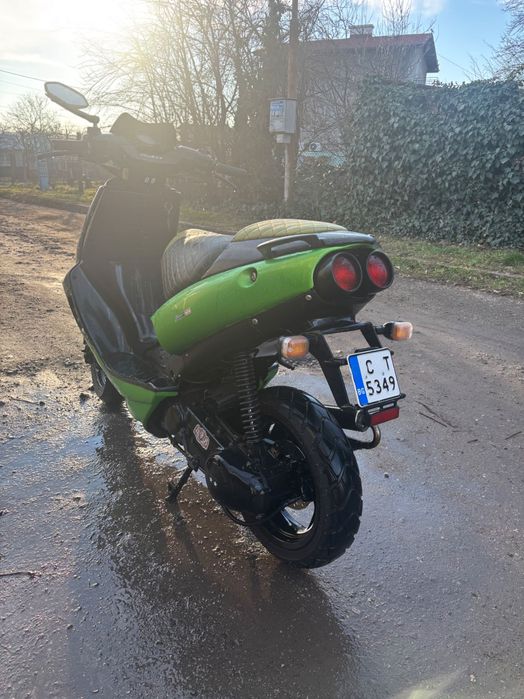 Aprilia sr 70 racing