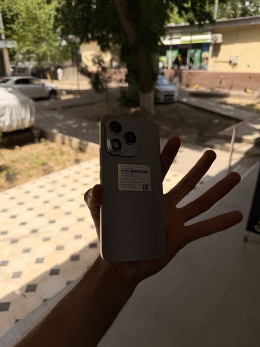 Honor 400 lite сотилади