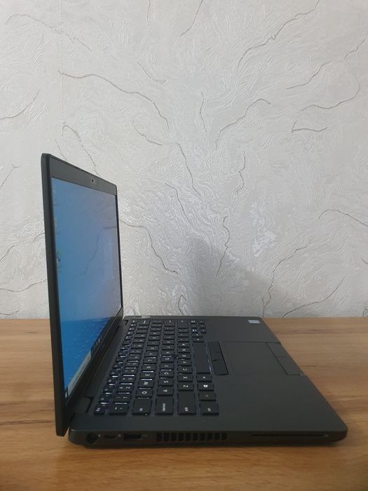Dell i5-8365u 8/256gb