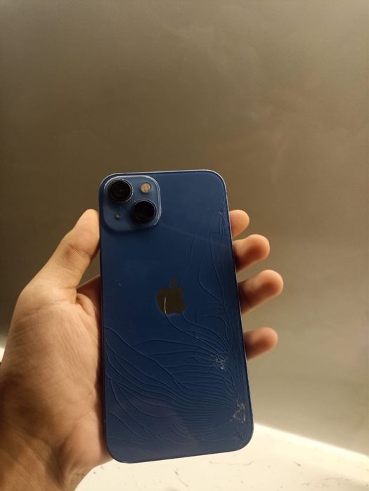 Айфон 13  сатылады