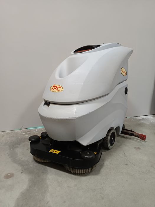 Акумулаторна подопочистваща машина IPC Cleantime BD 60