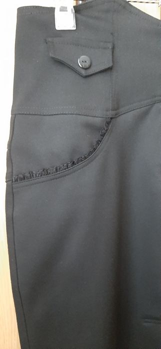 Черна елегантна пола