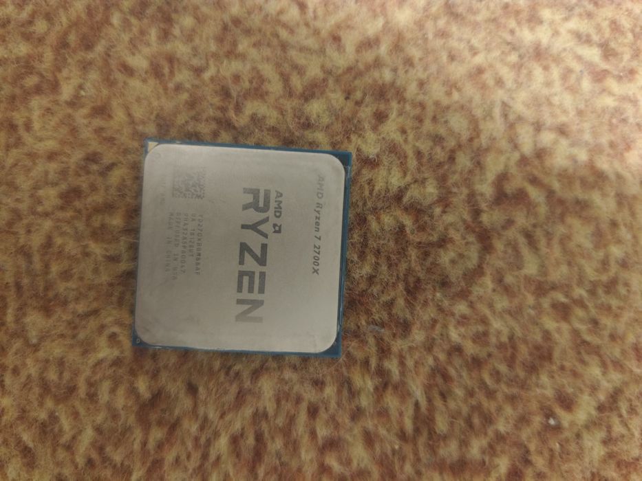 Procesor AMD Ryzen 7 2700X socket AM4