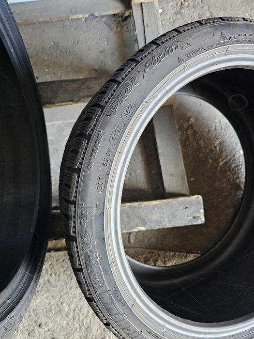 2 anvelope iarna 265 35 19 Michelin Pilot Alpin